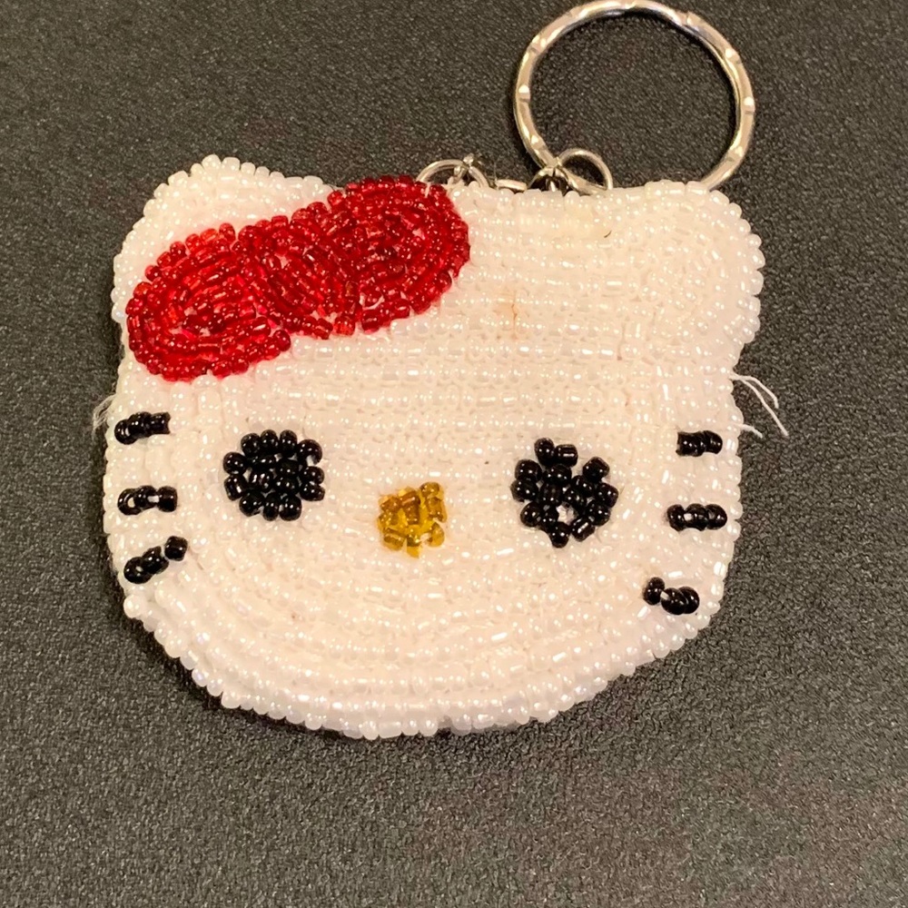 Beaded Hello Kitty Keychain - Picture 2 of 5